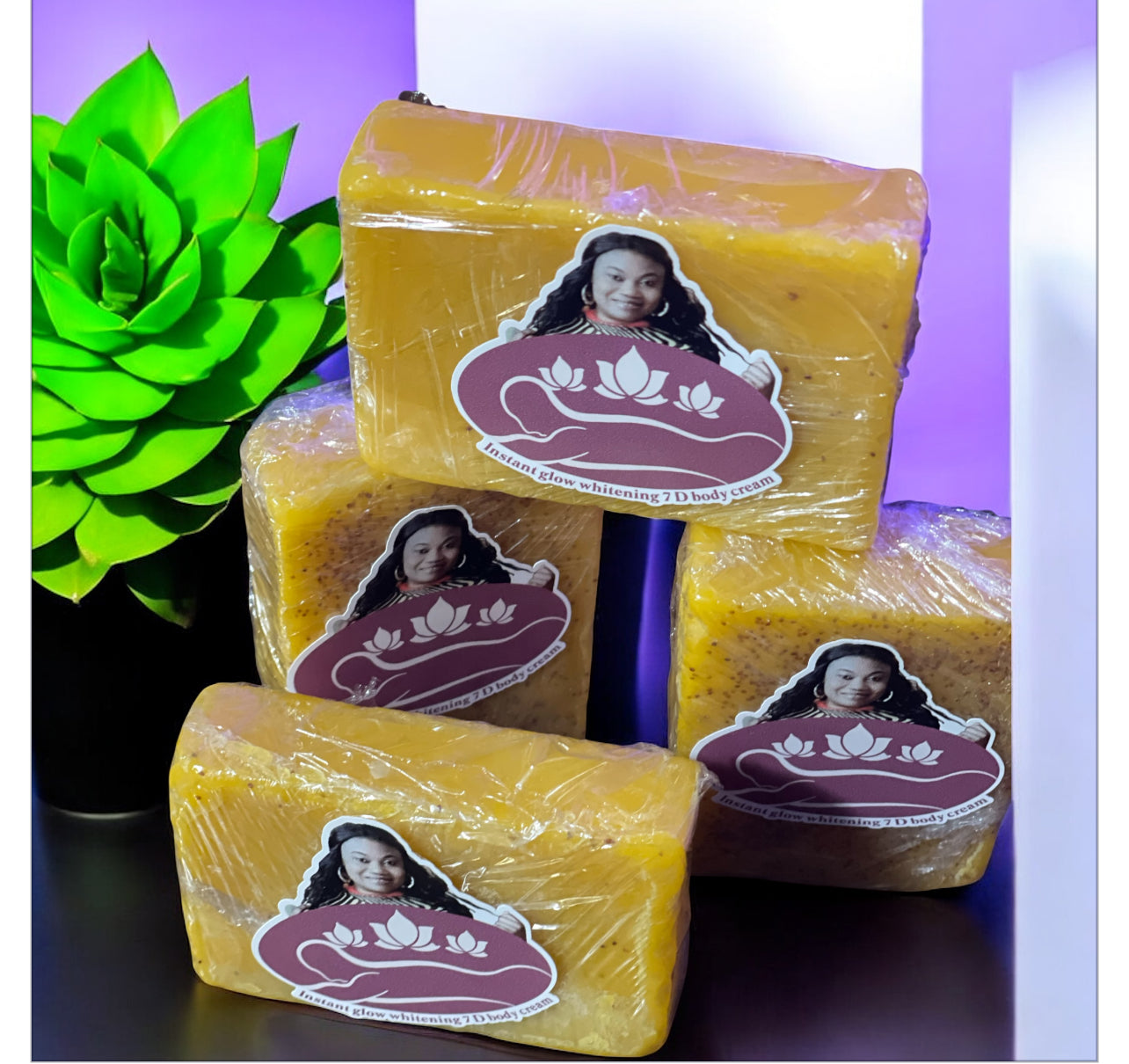 SETS OF 4 INSTANT GLOW 7D WHITENING SOAp